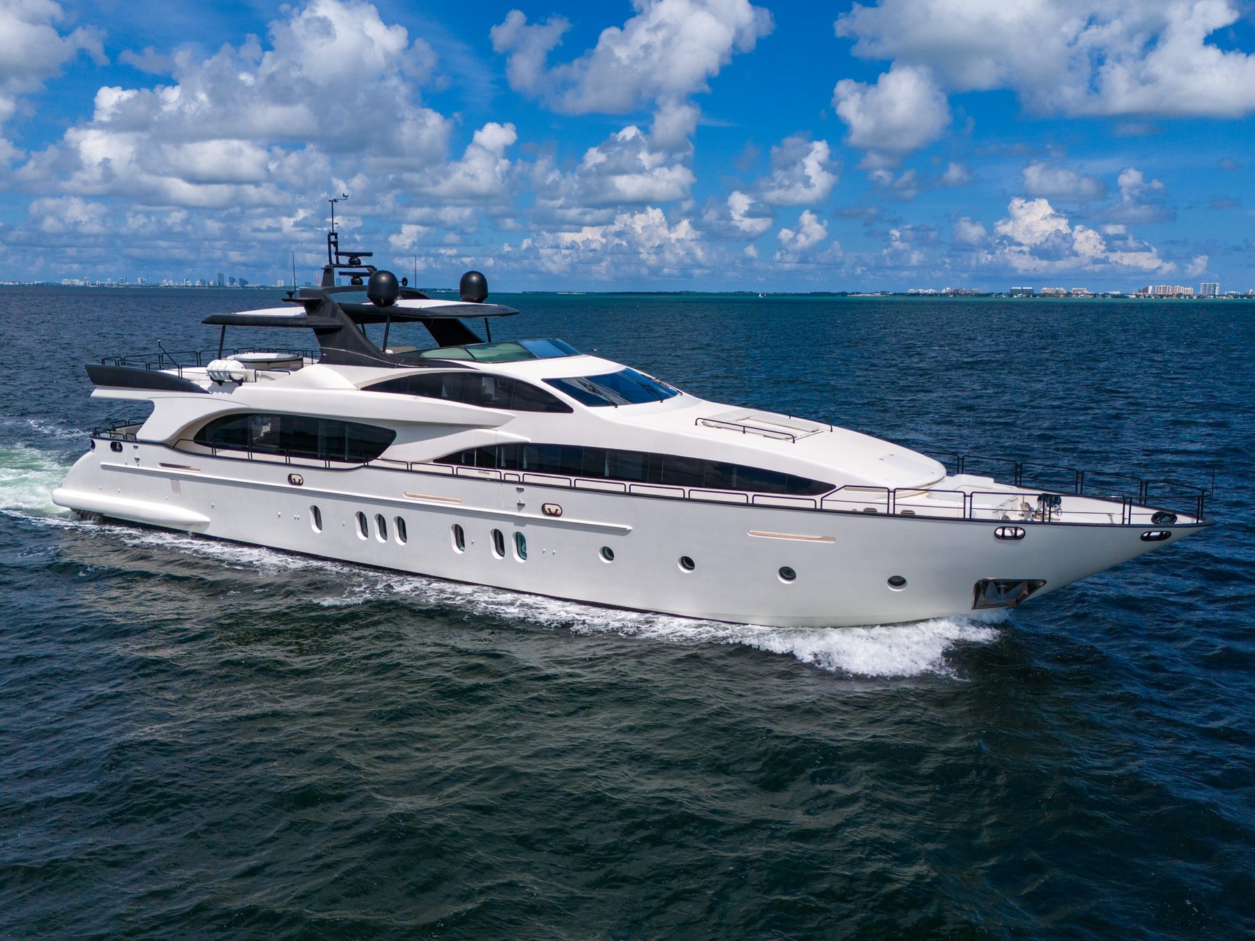 Planning a Day on the Water: Yacht Charters from Miami